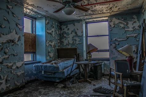 new orleans abandoned hospital|9 Staggering Photos Of An Abandoned Hospital Hiding .